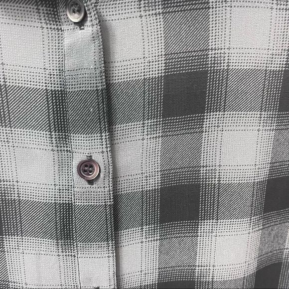Halogen, Long-Sleeve, Sheer, Button-up, Size Small, Black Plaid - Picture 3 of 12